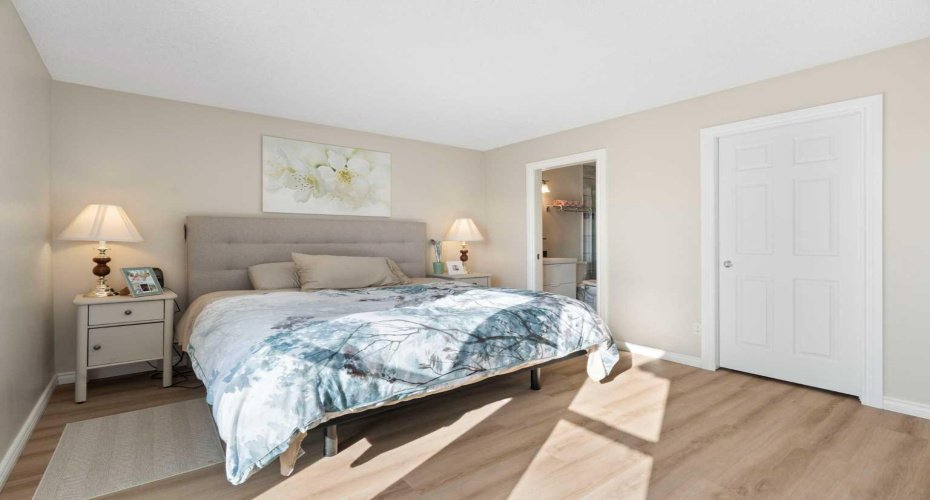 165 Harvest Park Circle, Calgary, Alberta T3K 4V3, 4 Bedrooms Bedrooms, ,4 BathroomsBathrooms,Residential,For Sale,Harvest Park,A2288251
