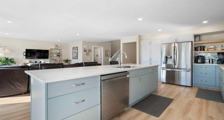 165 Harvest Park Circle, Calgary, Alberta T3K 4V3, 4 Bedrooms Bedrooms, ,4 BathroomsBathrooms,Residential,For Sale,Harvest Park,A2288251