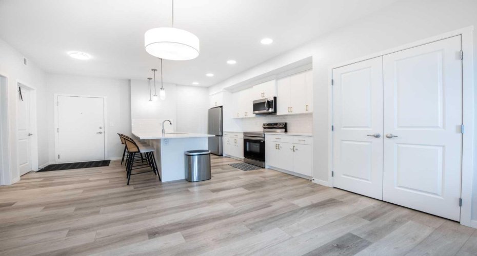 220 Seton Grove, Calgary, Alberta T3M 3T1, 2 Bedrooms Bedrooms, ,2 BathroomsBathrooms,Residential,For Sale,Seton,A2289000