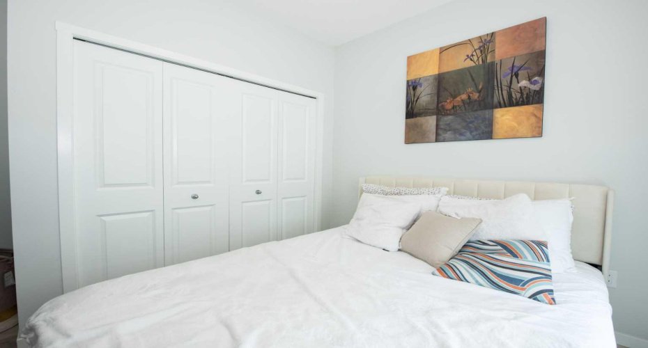 220 Seton Grove, Calgary, Alberta T3M 3T1, 2 Bedrooms Bedrooms, ,2 BathroomsBathrooms,Residential,For Sale,Seton,A2289000