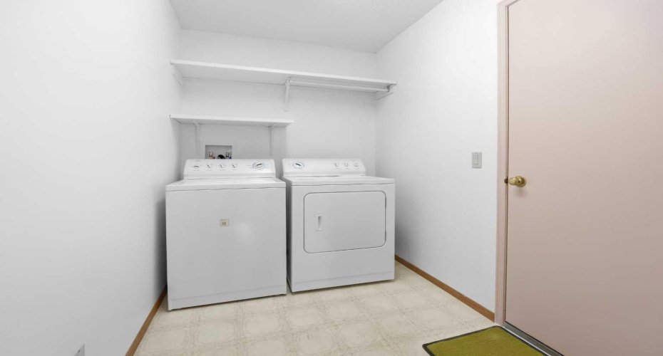 Mudroom & Garage door
