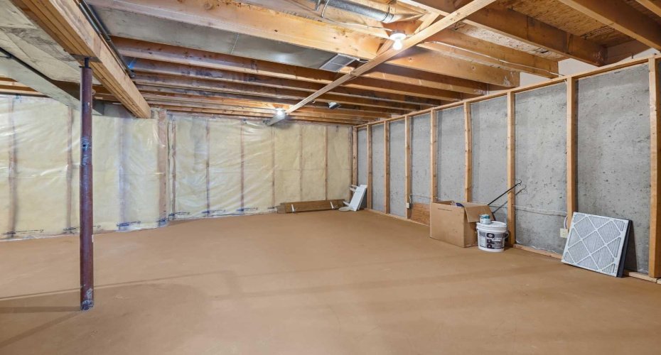 Utility & storage room