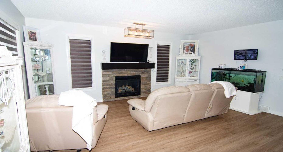 149 Cimarron Vista Crescent, Okotoks, Alberta T1S 0K3, 3 Bedrooms Bedrooms, ,3 BathroomsBathrooms,Residential,For Sale,Cimarron Vista,A2276499