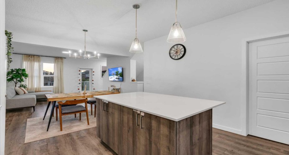 28 Redstone Boulevard, Calgary, Alberta T3N 2G4, 3 Bedrooms Bedrooms, ,3 BathroomsBathrooms,Residential,For Sale,Redstone,A2280963