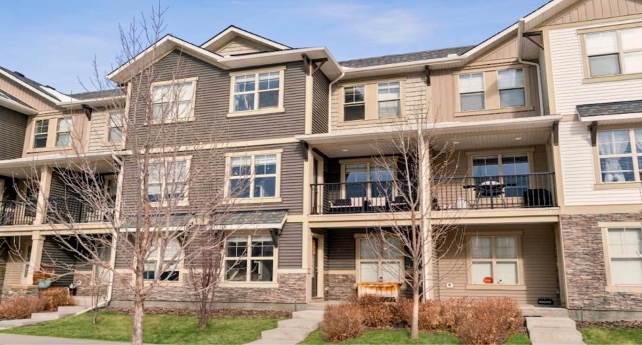 32 Horseshoe Crescent, Cochrane, Alberta T4C2P4, 3 Bedrooms Bedrooms, ,3 BathroomsBathrooms,Residential,For Sale,Horseshoe,A2287191