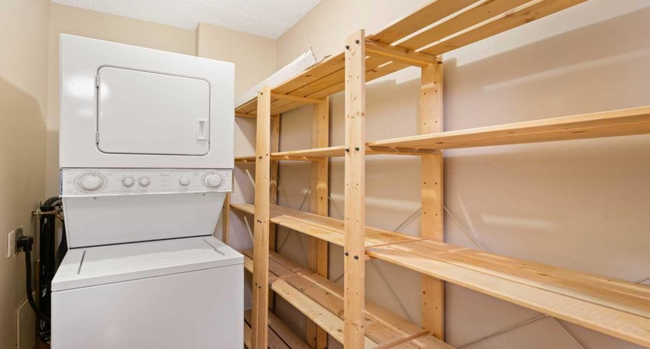 345 4 Avenue, Calgary, Alberta T2E 0J4, 1 Bedroom Bedrooms, 0 ,1 BathroomBathrooms,Residential,For Sale,4,0,A2287751