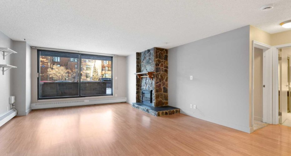 345 4 Avenue, Calgary, Alberta T2E 0J4, 1 Bedroom Bedrooms, 0 ,1 BathroomBathrooms,Residential,For Sale,4,0,A2287751