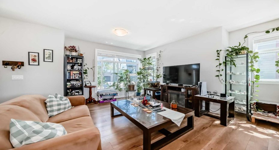 118 Sage Meadows Gardens, Calgary, Alberta T3P 1K2, 3 Bedroom Bedrooms, 0 ,3 BathroomBathrooms,Residential,For Sale,Sage Meadows,0,A2288066