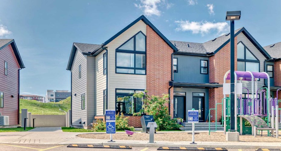 118 Sage Meadows Gardens, Calgary, Alberta T3P 1K2, 3 Bedroom Bedrooms, 0 ,3 BathroomBathrooms,Residential,For Sale,Sage Meadows,0,A2288066