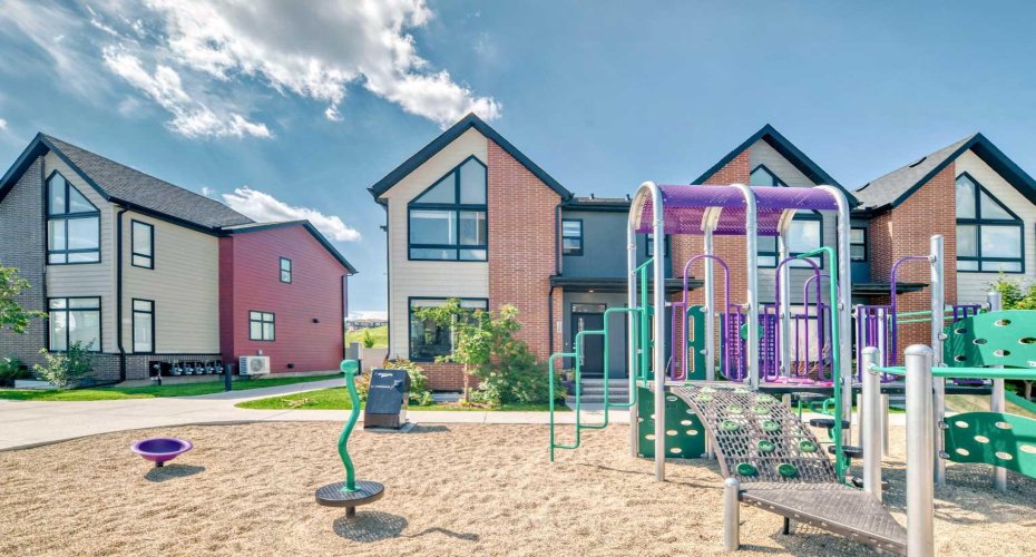 118 Sage Meadows Gardens, Calgary, Alberta T3P 1K2, 3 Bedroom Bedrooms, 0 ,3 BathroomBathrooms,Residential,For Sale,Sage Meadows,0,A2288066