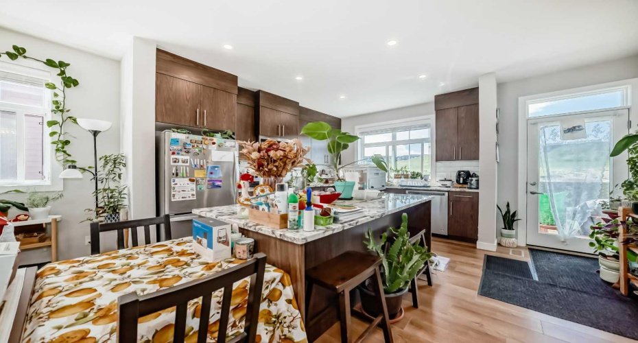 118 Sage Meadows Gardens, Calgary, Alberta T3P 1K2, 3 Bedroom Bedrooms, 0 ,3 BathroomBathrooms,Residential,For Sale,Sage Meadows,0,A2288066