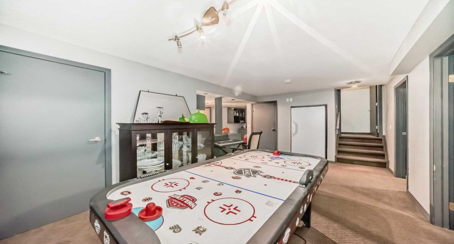 206 Tuscany Ravine Close, Calgary, Alberta T3L 2X4, 4 Bedrooms Bedrooms, ,4 BathroomsBathrooms,Residential,For Sale,Tuscany Ravine,A2288176