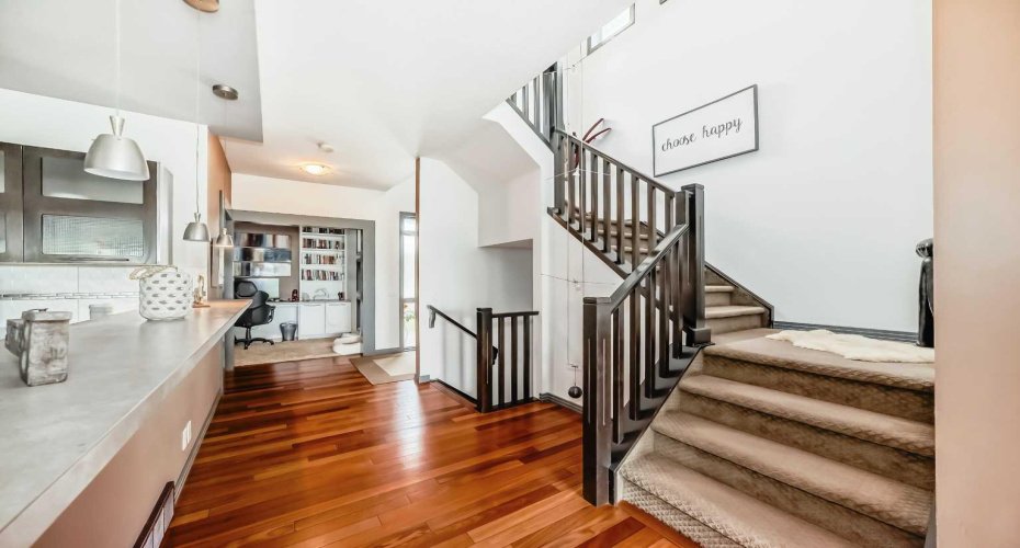 206 Tuscany Ravine Close, Calgary, Alberta T3L 2X4, 4 Bedrooms Bedrooms, ,4 BathroomsBathrooms,Residential,For Sale,Tuscany Ravine,A2288176