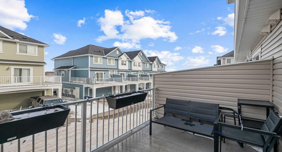 325 Copperstone Manor, Calgary, Alberta T2Z 5G2, 2 Bedrooms Bedrooms, ,3 BathroomsBathrooms,Residential,For Sale,Copperstone,A2288214