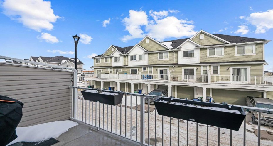 325 Copperstone Manor, Calgary, Alberta T2Z 5G2, 2 Bedrooms Bedrooms, ,3 BathroomsBathrooms,Residential,For Sale,Copperstone,A2288214