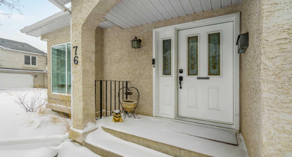 76 Sunlake Gardens, Calgary, Alberta T2X 3G4, 3 Bedrooms Bedrooms, ,3 BathroomsBathrooms,Residential,For Sale,Sunlake,A2288300