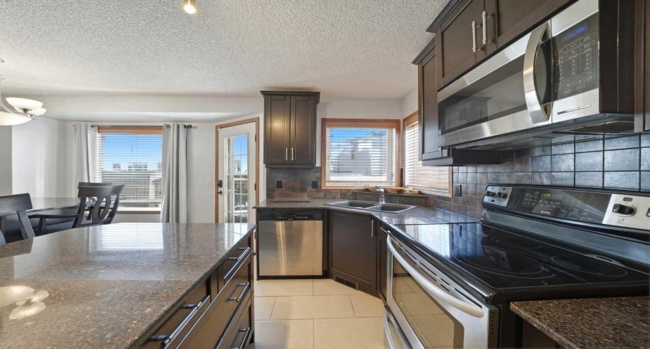 263 Coral Keys Drive, Calgary, Alberta T3J 3K5, 5 Bedrooms Bedrooms, ,4 BathroomsBathrooms,Residential,For Sale,Coral Keys,A2288400