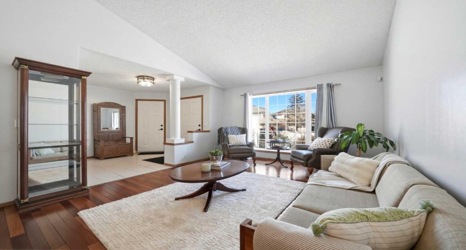 263 Coral Keys Drive, Calgary, Alberta T3J 3K5, 5 Bedrooms Bedrooms, ,4 BathroomsBathrooms,Residential,For Sale,Coral Keys,A2288400