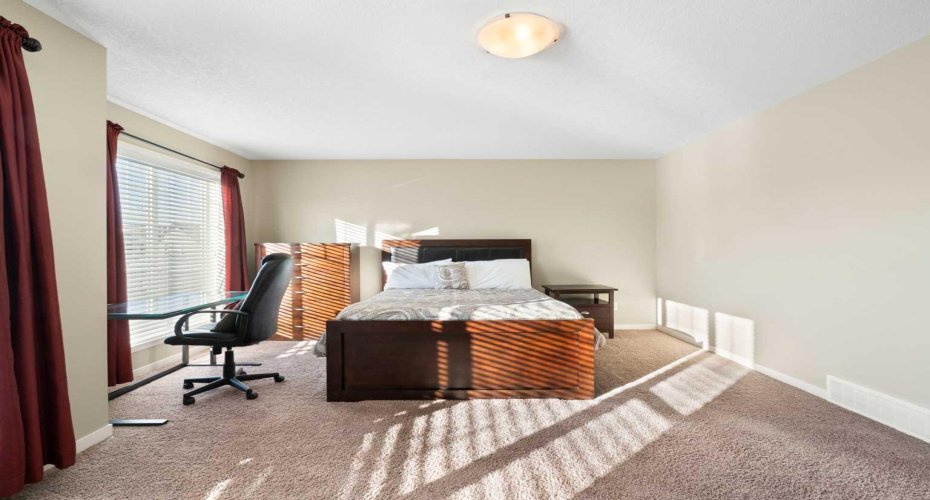 116 Brightoncrest Manor, Calgary, Alberta T2Z 1A3, 3 Bedrooms Bedrooms, ,3 BathroomsBathrooms,Residential,For Sale,Brightoncrest,A2288485