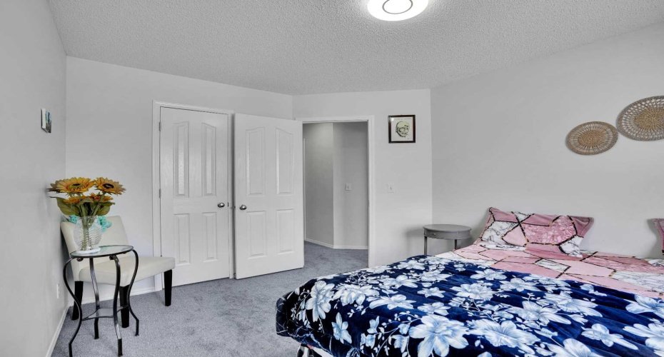 141 Saddlecrest Close, Calgary, Alberta T3J 5B6, 5 Bedrooms Bedrooms, ,2 BathroomsBathrooms,Residential,For Sale,Saddlecrest,A2288686