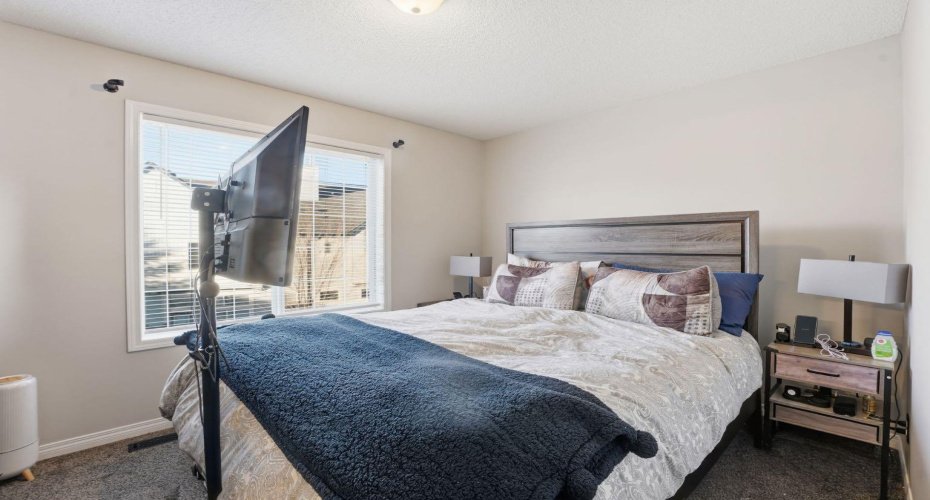 168 copperfield Court, Calgary, Alberta T2Z4Z3, 3 Bedrooms Bedrooms, ,3 BathroomsBathrooms,Residential,For Sale,copperfield,A2288786