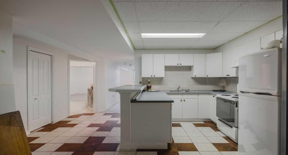 15 Elma Street, Okotoks, Alberta T1S 1J7, 4 Bedrooms Bedrooms, ,3 BathroomsBathrooms,Residential,For Sale,Elma,A2241158