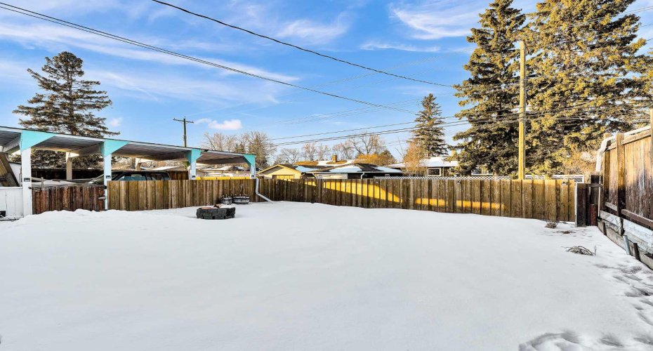 126 Springwood Drive, Calgary, Alberta T2W 0K5, 5 Bedrooms Bedrooms, ,2 BathroomsBathrooms,Residential,For Sale,Springwood,A2288413