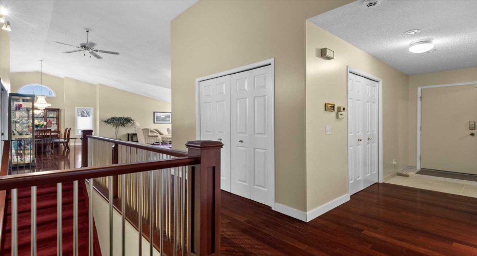 22 Varsity Estates Close, Calgary, Alberta T3B5J2, 5 Bedrooms Bedrooms, ,3 BathroomsBathrooms,Residential,For Sale,Varsity Estates,A2288506