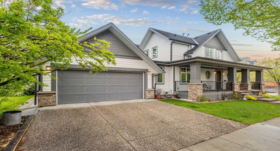 512 Memorial Drive, Calgary, Alberta T2N3C4, 3 Bedrooms Bedrooms, ,4 BathroomsBathrooms,Residential,For Sale,Memorial,A2275167