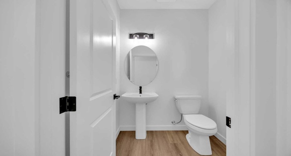 14 Versant Path, Calgary, Alberta T2Y 0Z5, 3 Bedrooms Bedrooms, ,3 BathroomsBathrooms,Residential,For Sale,Versant,A2284730