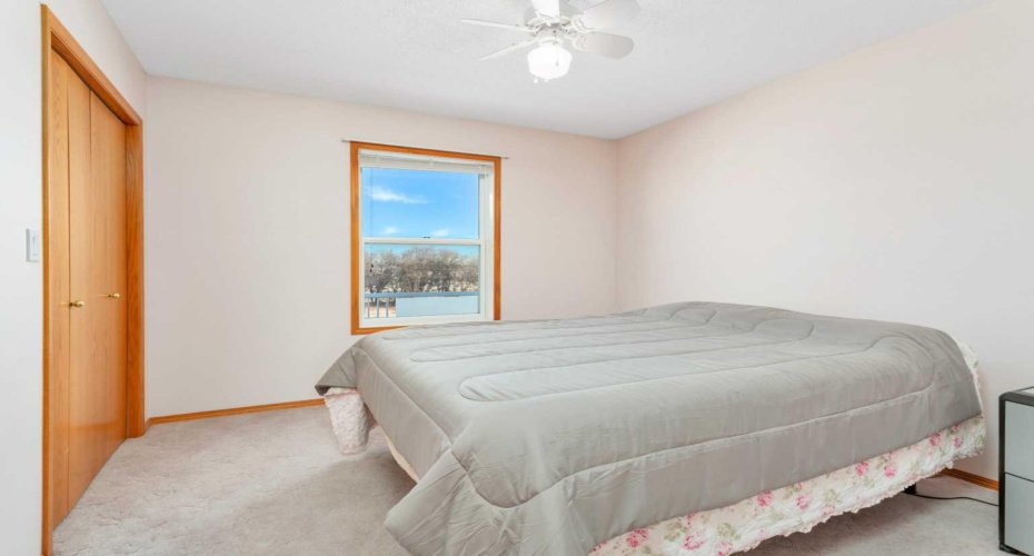 27556 Township Road 372, Rural Red Deer County, Alberta T4G 0M5, 4 Bedrooms Bedrooms, ,4 BathroomsBathrooms,Residential,For Sale,Township Road 372,A2285163