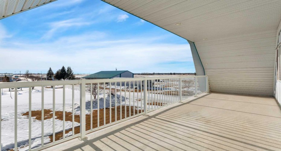 27556 Township Road 372, Rural Red Deer County, Alberta T4G 0M5, 4 Bedrooms Bedrooms, ,4 BathroomsBathrooms,Residential,For Sale,Township Road 372,A2285163