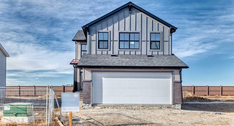 35 Bartlett Crescent, Calgary, Alberta T3S 0P6, 3 Bedrooms Bedrooms, ,3 BathroomsBathrooms,Residential,For Sale,Bartlett,A2285687