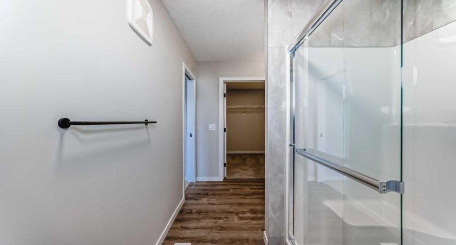 35 Bartlett Crescent, Calgary, Alberta T3S 0P6, 3 Bedrooms Bedrooms, ,3 BathroomsBathrooms,Residential,For Sale,Bartlett,A2285687