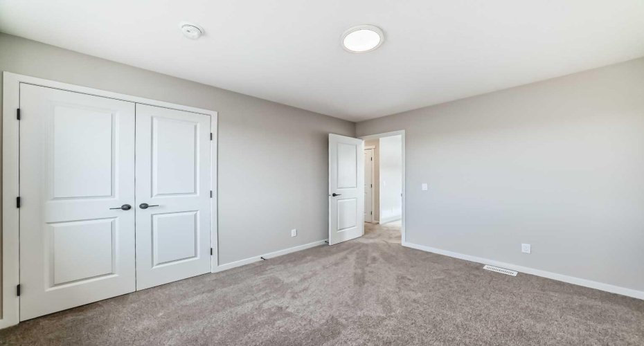 35 Bartlett Crescent, Calgary, Alberta T3S 0P6, 3 Bedrooms Bedrooms, ,3 BathroomsBathrooms,Residential,For Sale,Bartlett,A2285687