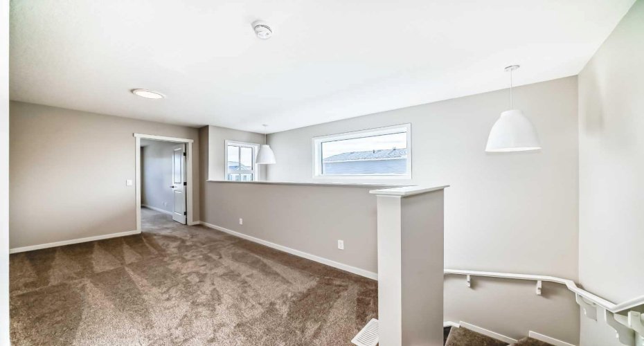 35 Bartlett Crescent, Calgary, Alberta T3S 0P6, 3 Bedrooms Bedrooms, ,3 BathroomsBathrooms,Residential,For Sale,Bartlett,A2285687