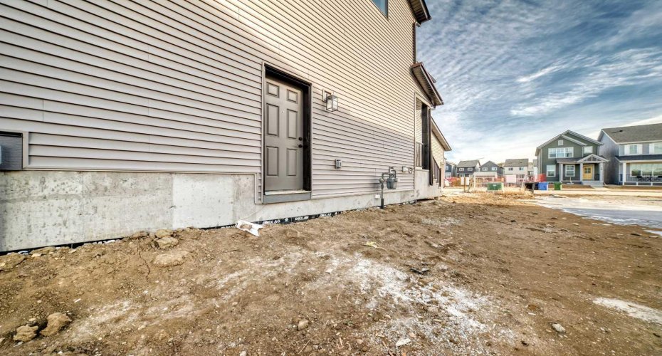 35 Bartlett Crescent, Calgary, Alberta T3S 0P6, 3 Bedrooms Bedrooms, ,3 BathroomsBathrooms,Residential,For Sale,Bartlett,A2285687