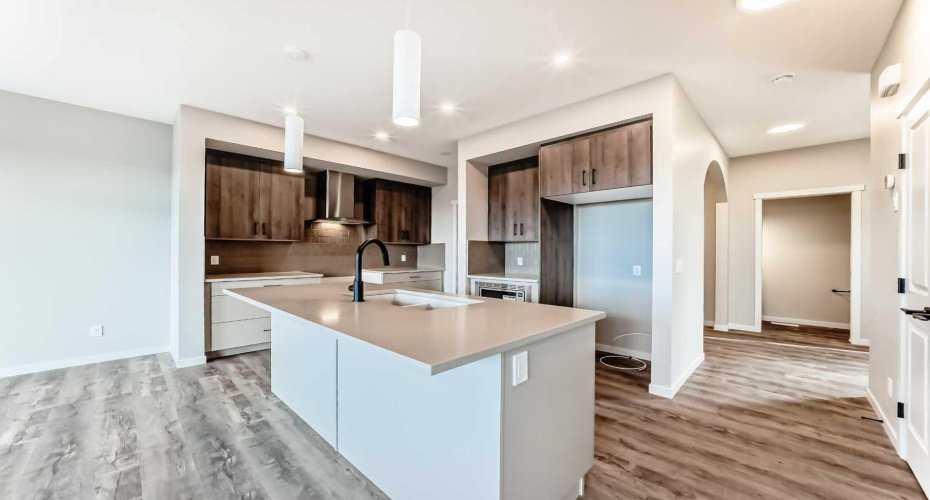 35 Bartlett Crescent, Calgary, Alberta T3S 0P6, 3 Bedrooms Bedrooms, ,3 BathroomsBathrooms,Residential,For Sale,Bartlett,A2285687