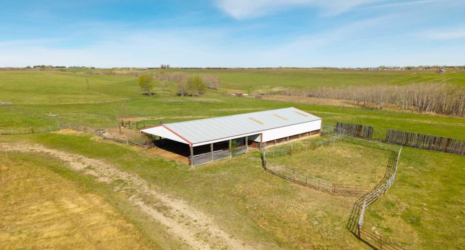31144 Range Road 20, Rural Mountain View County, Alberta T0M 0W0, 4 Bedrooms Bedrooms, ,4 BathroomsBathrooms,Agri-business,For Sale,Range Road 20,A2286213