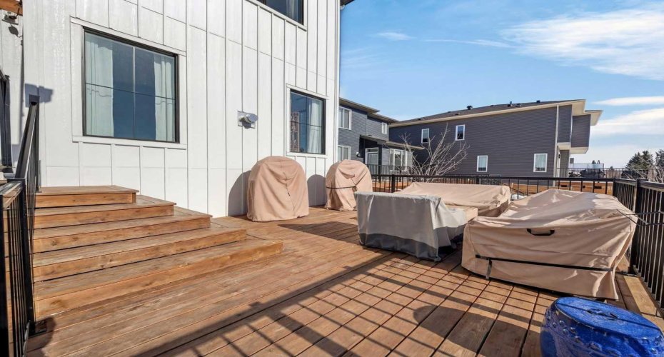 29 Highwood Drive, Okotoks, Alberta T1S 5S3, 4 Bedrooms Bedrooms, ,6 BathroomsBathrooms,Residential,For Sale,Highwood,A2286396