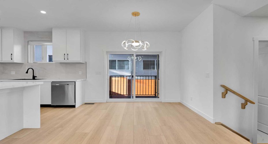 2605 1 Street, Calgary, Alberta T2E 1X8, 3 Bedrooms Bedrooms, ,4 BathroomsBathrooms,Residential,For Sale,1,A2286454