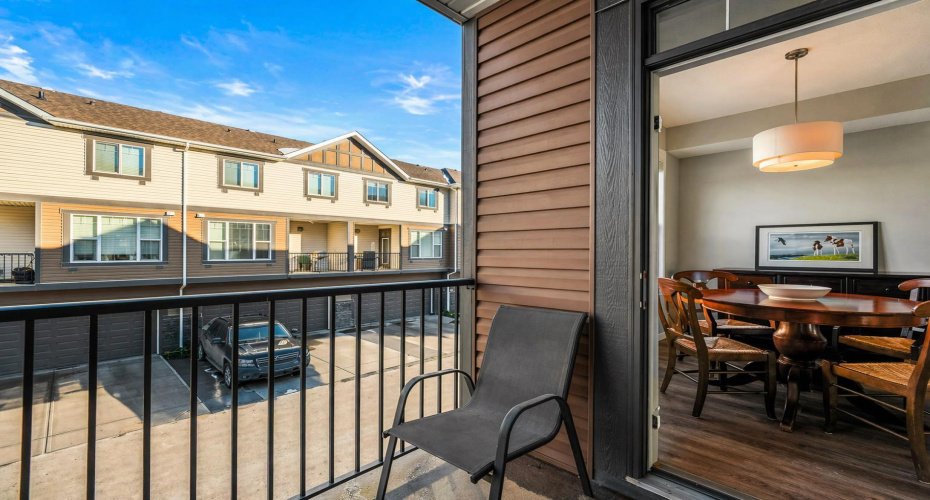 209 New Brighton Walk, Calgary, Alberta T2Z 5C7, 3 Bedrooms Bedrooms, ,3 BathroomsBathrooms,Residential,For Sale,New Brighton,A2287558