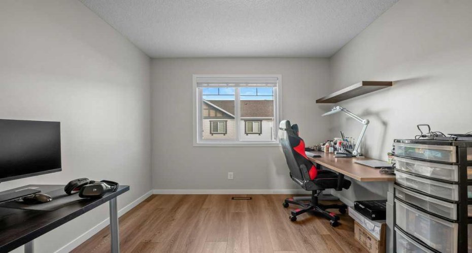 209 New Brighton Walk, Calgary, Alberta T2Z 5C7, 3 Bedrooms Bedrooms, ,3 BathroomsBathrooms,Residential,For Sale,New Brighton,A2287558