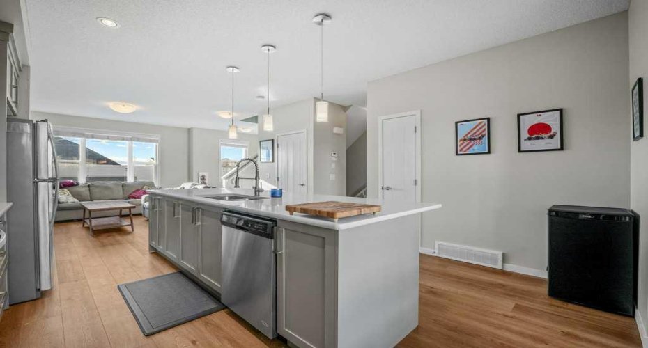209 New Brighton Walk, Calgary, Alberta T2Z 5C7, 3 Bedrooms Bedrooms, ,3 BathroomsBathrooms,Residential,For Sale,New Brighton,A2287558