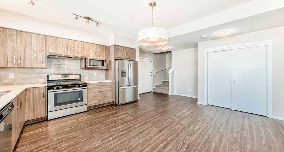 135 Redstone Walk, Calgary, Alberta T3N 1M6, 3 Bedrooms Bedrooms, ,2 BathroomsBathrooms,Residential,For Sale,Redstone,A2287997