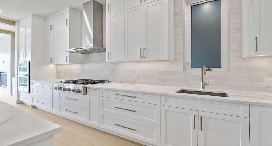 712 Bridge Crescent, Calgary, Alberta T2E 5B5, 4 Bedrooms Bedrooms, ,5 BathroomsBathrooms,Residential,For Sale,Bridge,A2288587