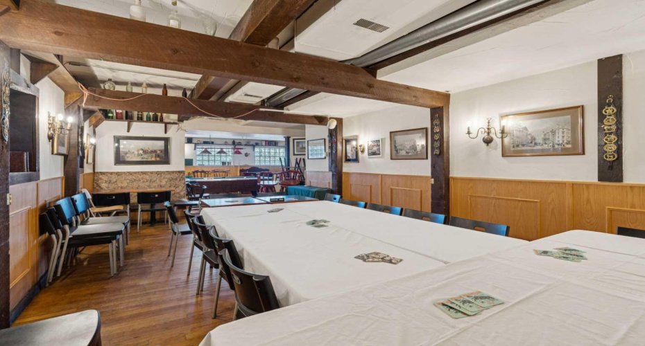 5340 2 Street, Calgary, Alberta T2H 0G8, ,Commercial,For Sale,DOG AND DUCK PUB ,2,A2288782