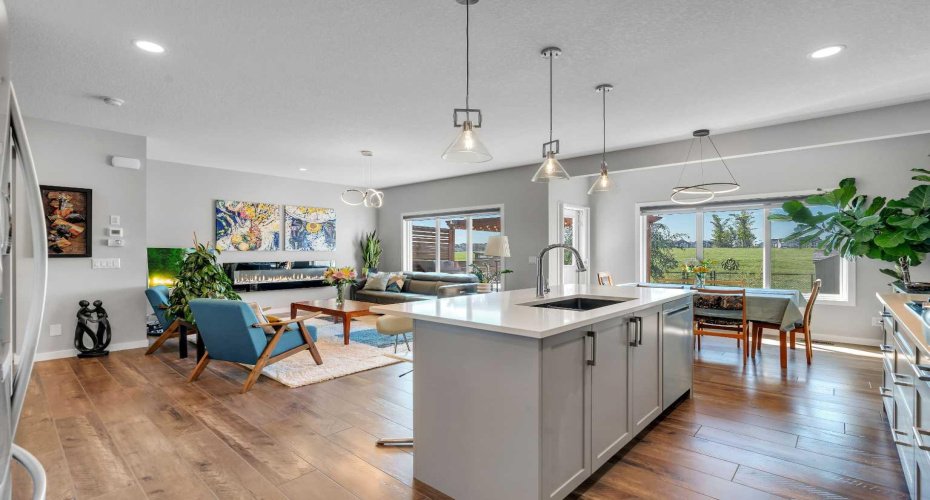29 Masters Terrace, Calgary, Alberta T3M 2C1, 3 Bedrooms Bedrooms, ,3 BathroomsBathrooms,Residential,For Sale,Masters,A2289027