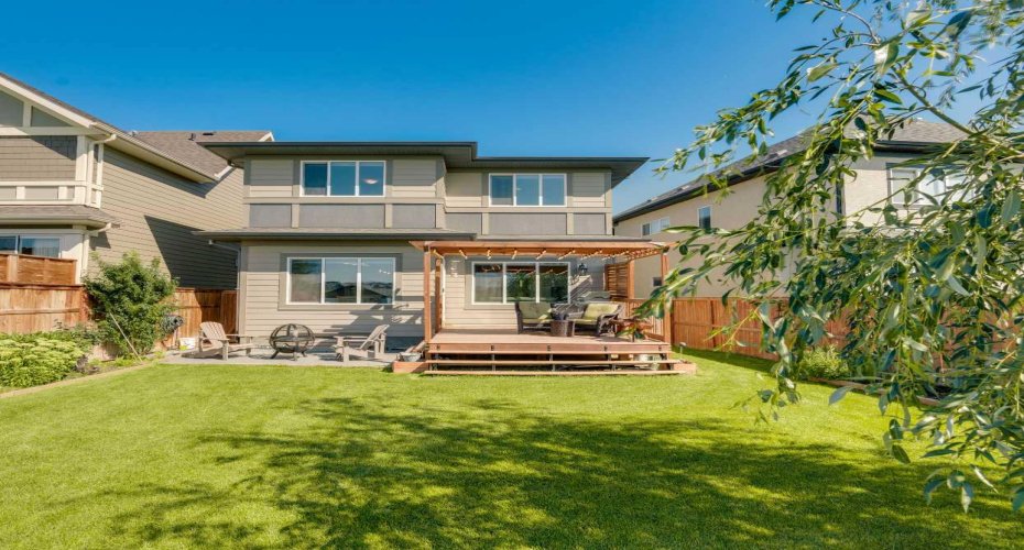 29 Masters Terrace, Calgary, Alberta T3M 2C1, 3 Bedrooms Bedrooms, ,3 BathroomsBathrooms,Residential,For Sale,Masters,A2289027