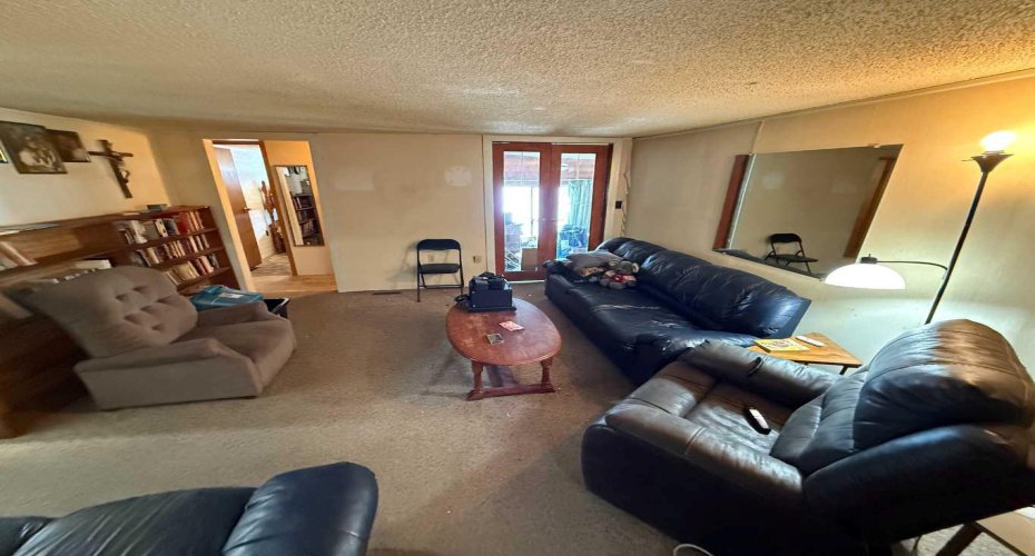 4933 Centre Street, Brule, Alberta T7V1Z1, 5 Bedrooms Bedrooms, ,2 BathroomsBathrooms,Residential,For Sale,Centre,A2289096
